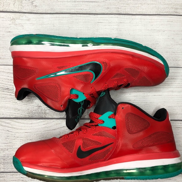 lebron liverpool shoes